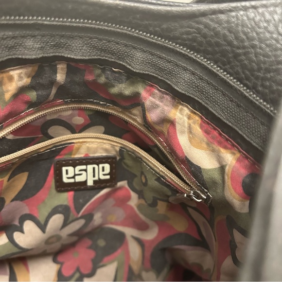 Espe Chic Black and Gray Shoulder Bag with Textured Design - Picture 7 of 8